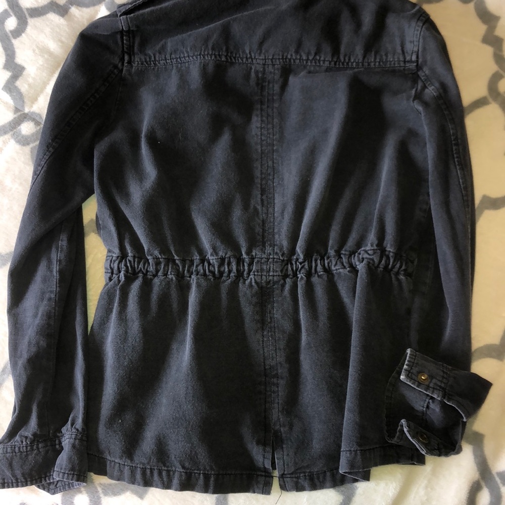 jacket - Picture 4 of 5